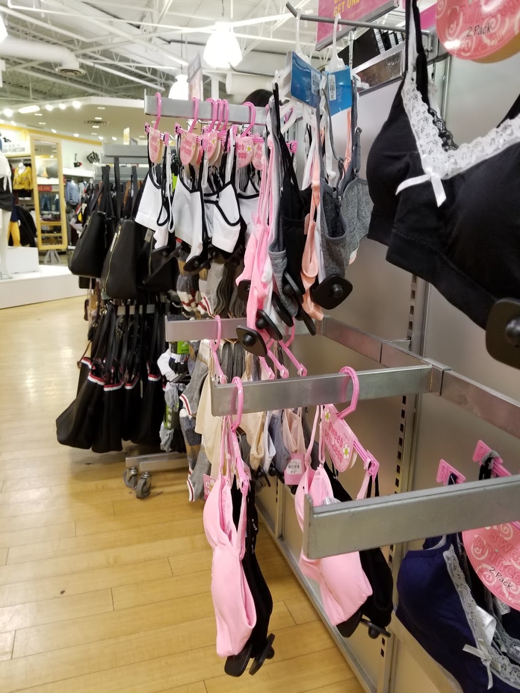 Urban Planet | 300 Confederation Dr #12, Saskatoon, SK S7L 1J2, Canada | Phone: (306) 978-3745
