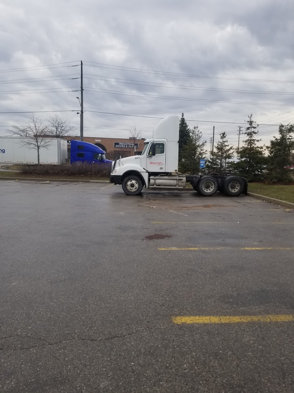 Petro-Pass Truck Stop | 825 Wilton Grove Rd, London, ON N6N 1N7, Canada | Phone: (519) 649-4660