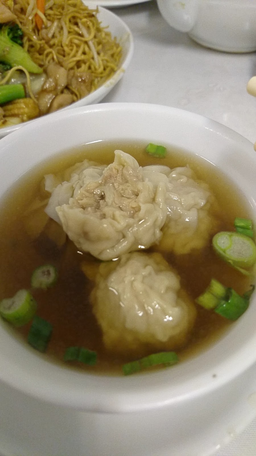 North Burnaby Wonton House | 6650 Hastings St, Burnaby, BC V5B 1S1, Canada | Phone: (604) 291-0348