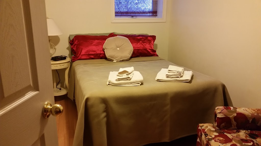 Presquile View Bed and Breakfast | 127 Harbour St, Brighton, ON K0K 1H0, Canada | Phone: (416) 592-0527