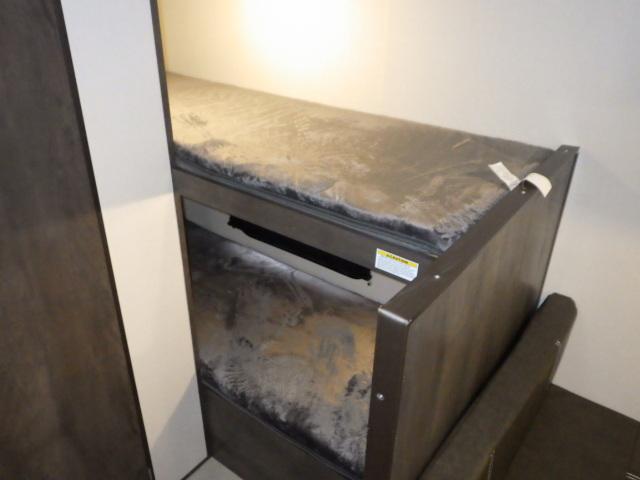 Michaels Dutchman 17B travel trailer | 972 Balbirnie Blvd, Port Moody, BC V3H 1E3, Canada | Phone: (604) 715-5887