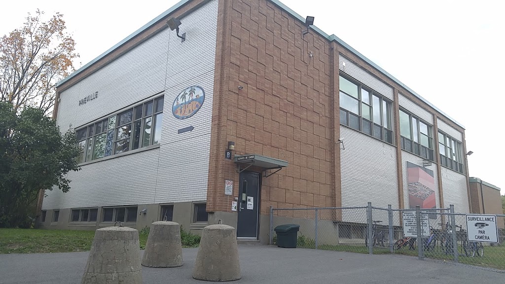 École Préville | 139, rue dAlsace, Saint-Lambert, QC J4S 1M8, Canada | Phone: (450) 671-2662