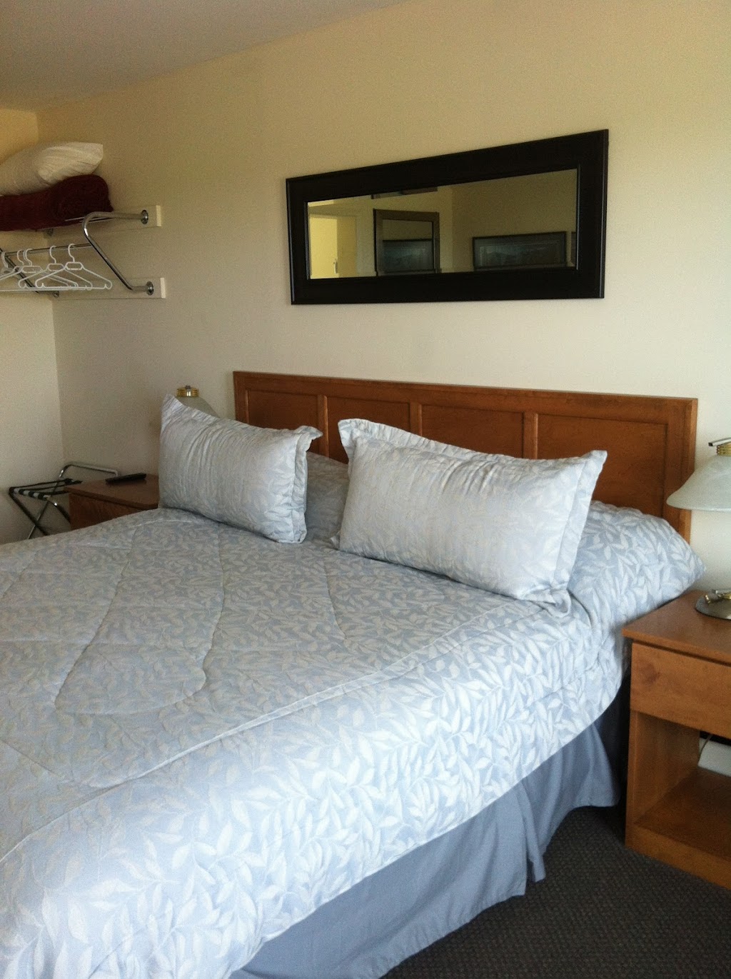 Anchor Motel & Suites | 1963 PE-1A, Central Bedeque, PE C0B 1G0, Canada | Phone: (902) 887-2255