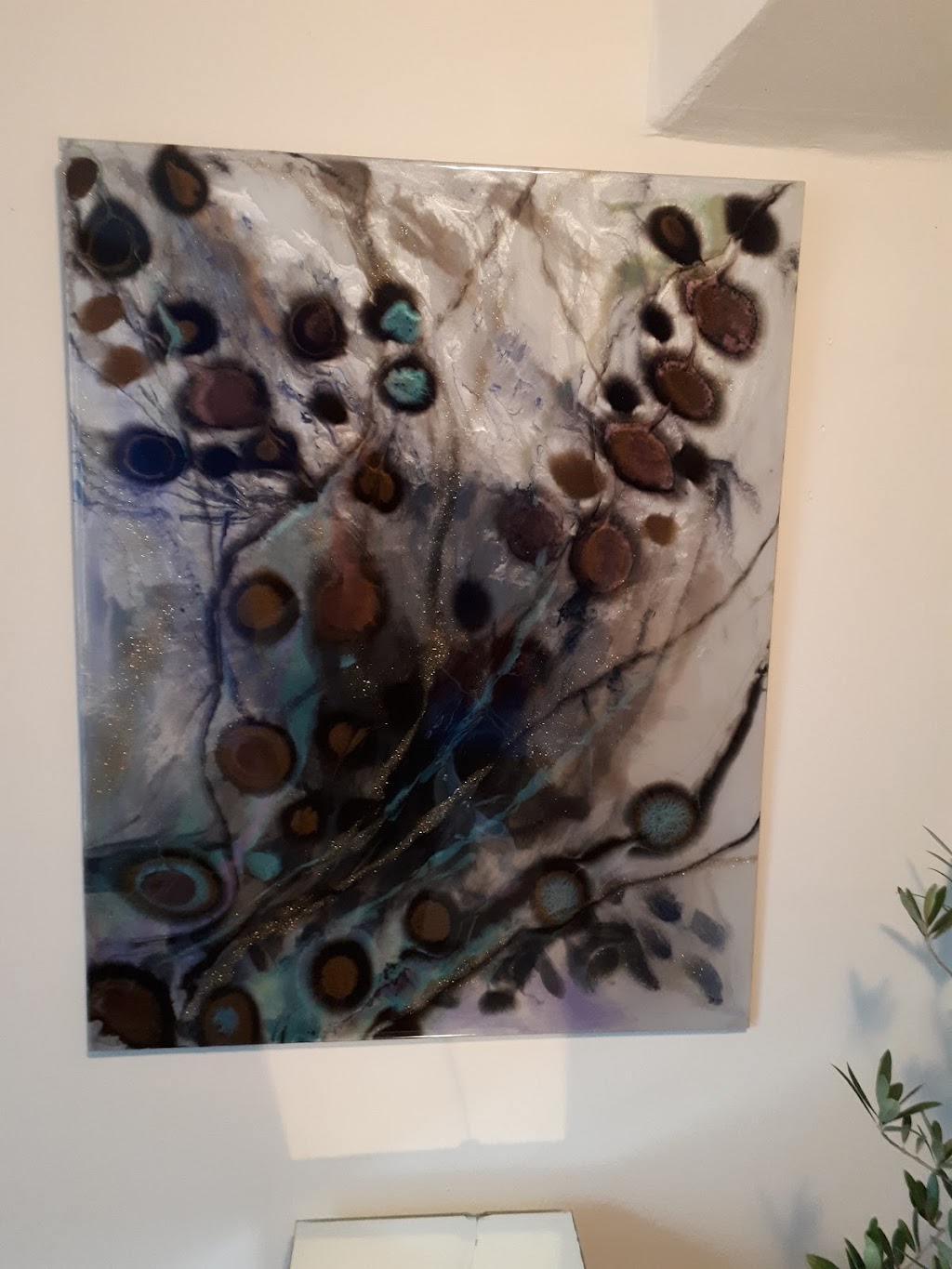 Fluid Art by Helen | 85 MacLaren St, Ottawa, ON K2P 0K5, Canada | Phone: (613) 697-6110