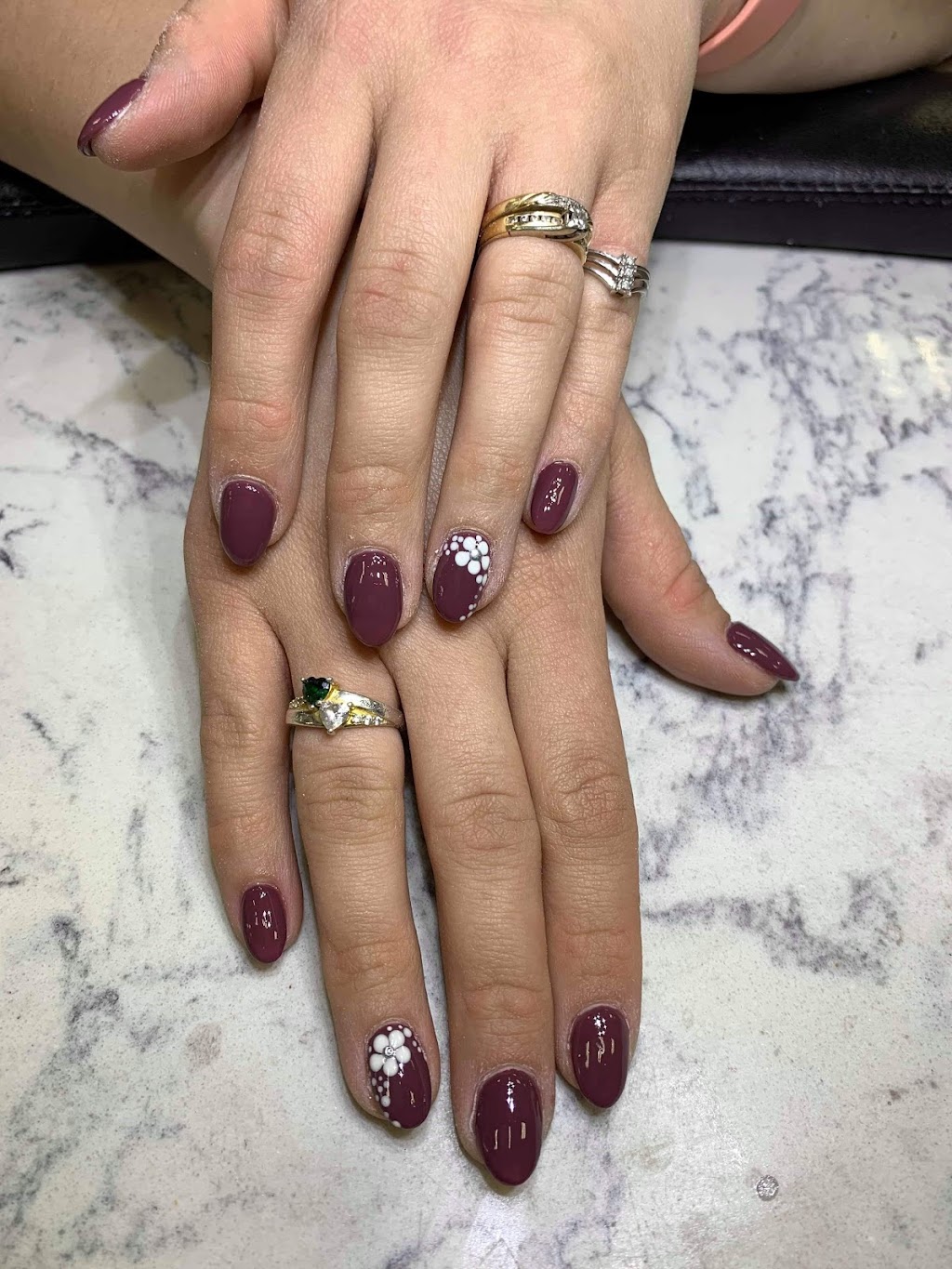 Regal Nails, Salon & Spa | 600 Mitchell Rd S, Listowel, ON N4W 3T1, Canada | Phone: (519) 291-2288