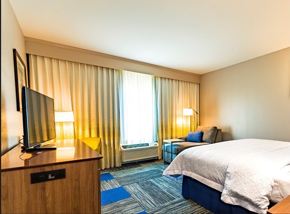 Hampton Inn Lockport - Buffalo | 6082 S Transit Rd, Lockport, NY 14094, USA | Phone: (716) 625-6900