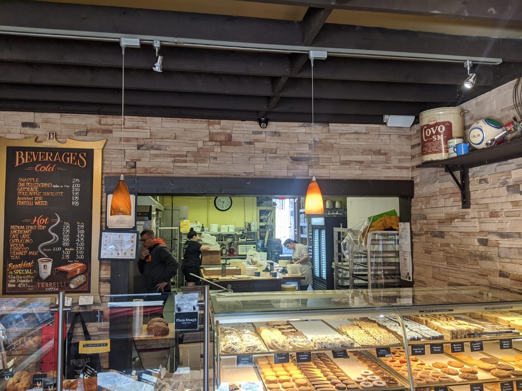 Fratelli Bakery | 459 E Columbia St, New Westminster, BC V3L 3X5, Canada | Phone: (604) 777-2524