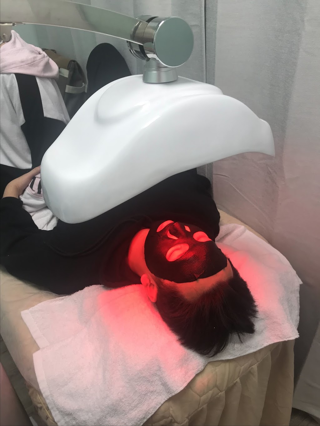 专业祛痘 Z&K Acne Treatment Center | 5440 Yonge St, North York, ON M2N 5R8, Canada | Phone: (647) 646-8888