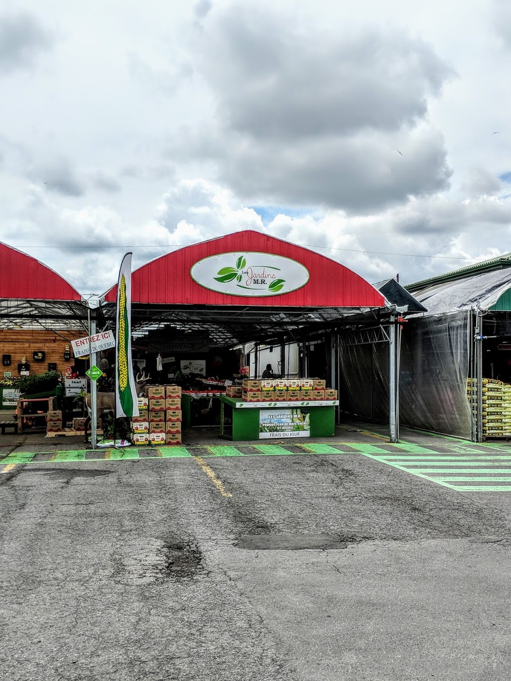 Aux Délices De La Gare | 2L6, 1100 Chemin de Saint-Jean, La Prairie, QC J5R 2L7, Canada | Phone: (450) 444-4273