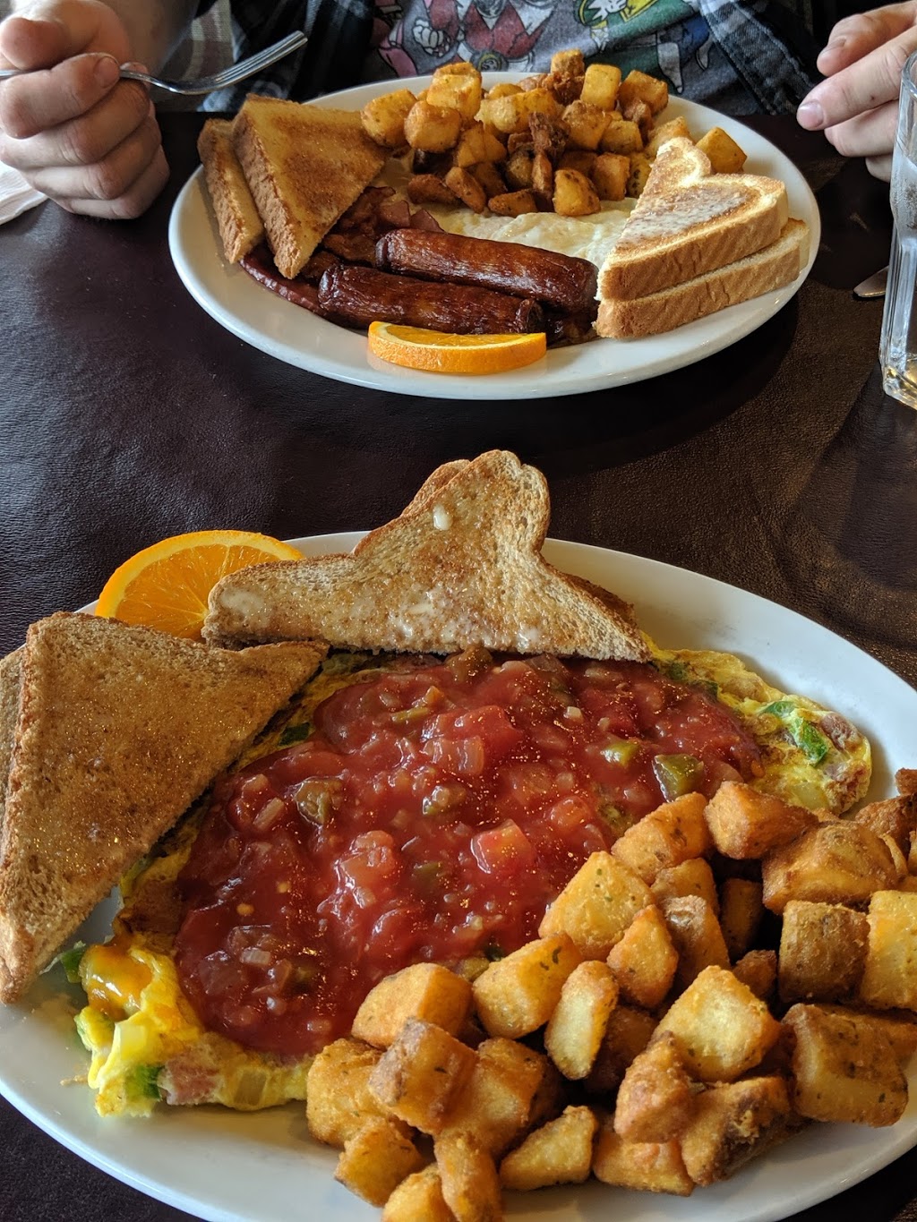 Brass Rail Restaurant | 978 Cole Harbour Rd, Dartmouth, NS B2V 1E7, Canada | Phone: (902) 435-6364