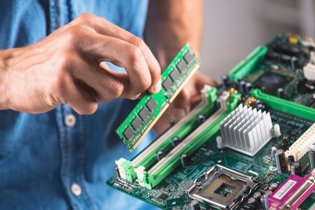 IT Specialists | 13 Queen St Suite 6, Barrie, ON L4M 1Y9, Canada | Phone: (705) 481-0426