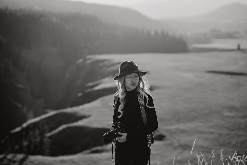 Rosmely fine art photography| Airdrie photographer | 805 Bayview Cv SW, Airdrie, AB T4B 5G3, Canada | Phone: (825) 438-2430