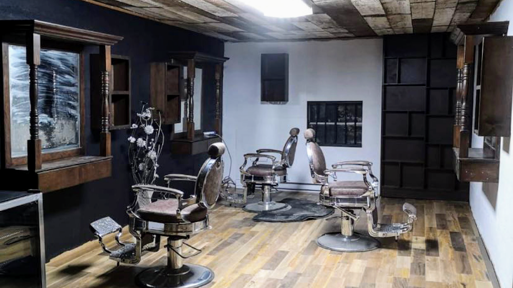Younanimous Cutz | Chem. de la Côte S, Boisbriand, QC J7E 4H5, Canada | Phone: (514) 601-8334