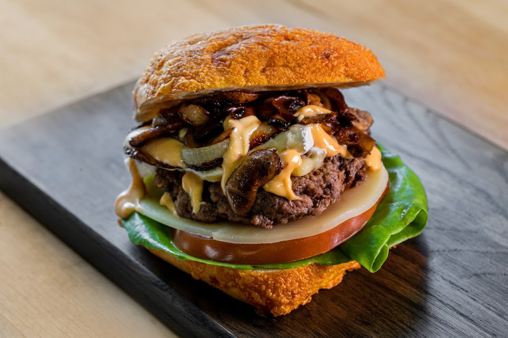 La Cuisine des FouFou Bros | 80 Boulevard Brien Suite 100A, Repentigny, QC J6A 5K7, Canada | Phone: (450) 654-5150