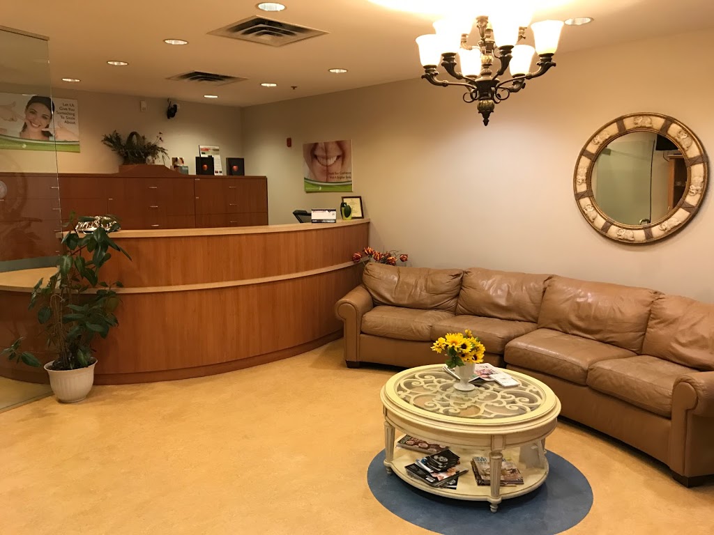 Apples Crown Dental Clinic | 900 Watters Rd, Orléans, ON K4A 0B4, Canada | Phone: (613) 841-9841