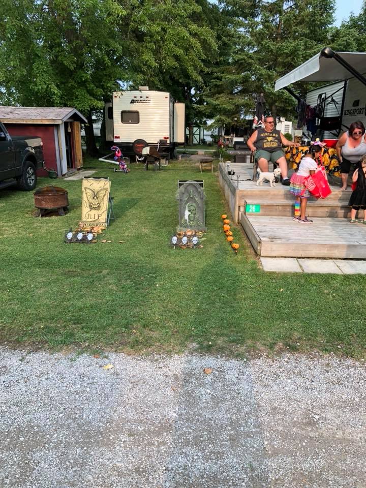 Alpine RV Resort | 46 Alpine St, Lindsay, ON K9V 4R1, Canada | Phone: (705) 324-6447