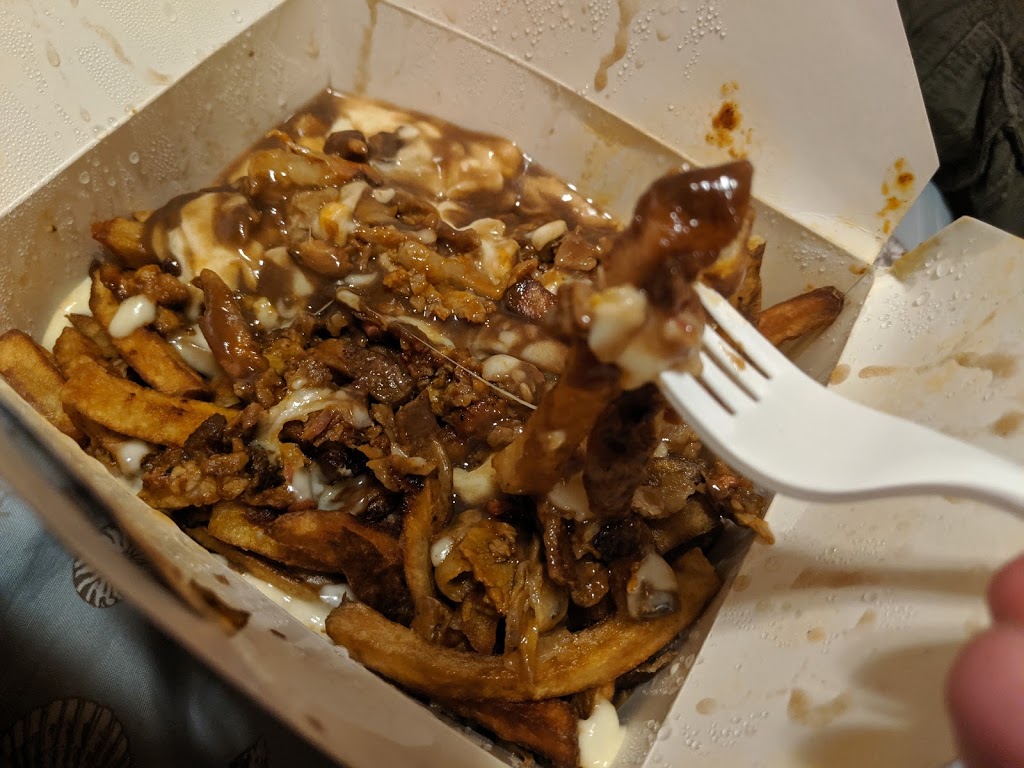 Charleston Cookhouse Chip Truck | 312 Charleston Rd, Athens, ON K0E 1B0, Canada | Phone: (613) 640-2873