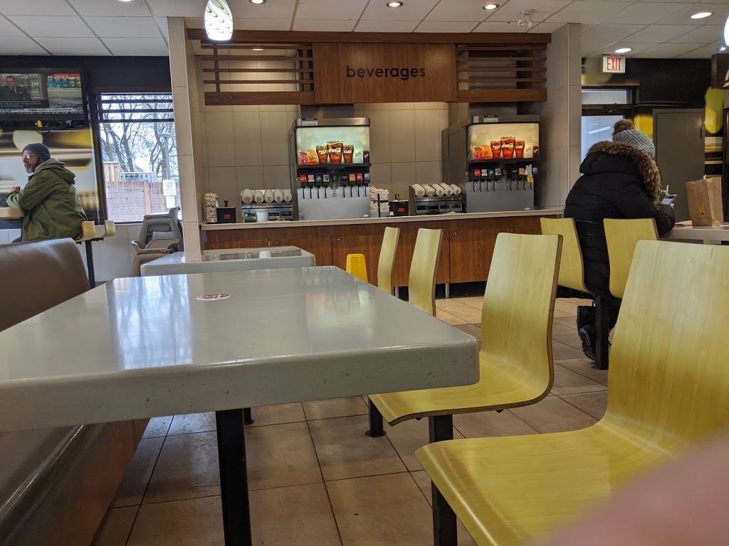 McDonalds | 1735 Danforth Ave, Toronto, ON M4C 1H9, Canada | Phone: (416) 691-9364