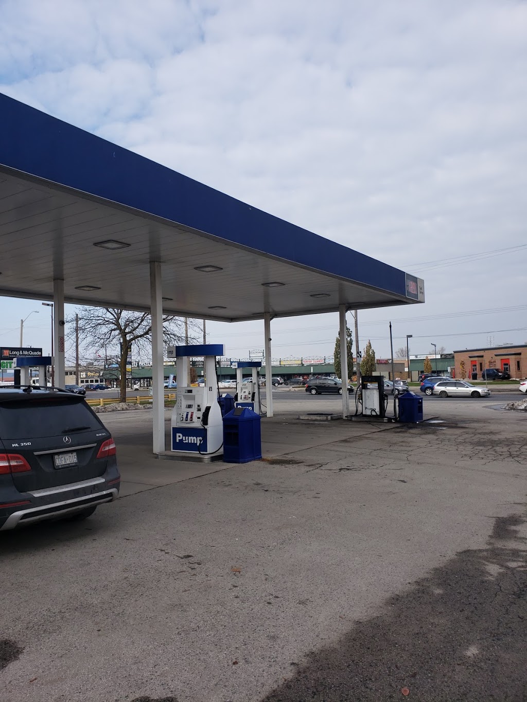 Pump | 207 Centennial Pkwy N, Hamilton, ON L8E 1H8, Canada | Phone: (905) 573-1255
