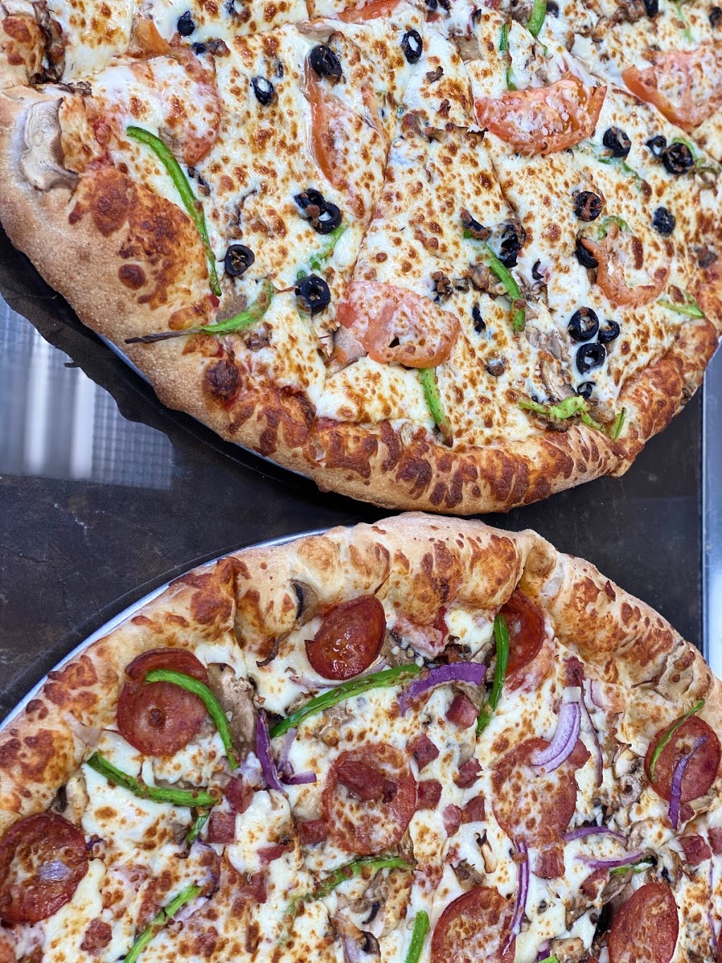 Prontos Pizza | 332 Wharncliffe Rd N, London, ON N6G 1E1, Canada | Phone: (226) 663-4666