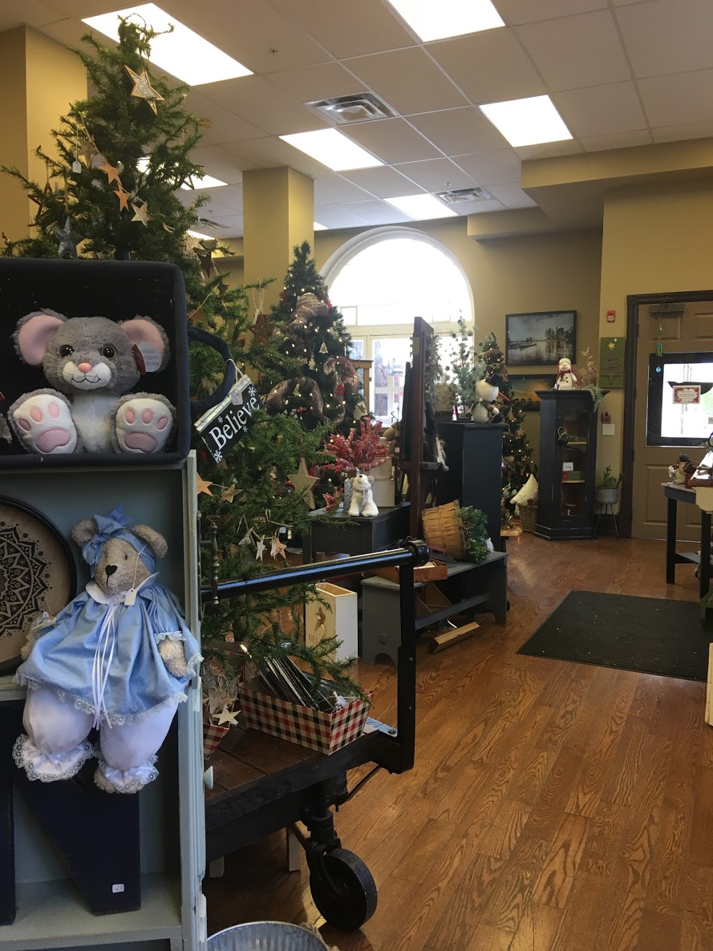 Olde Post Office Shoppe | 4189 Petrolia Line, Petrolia, ON N0N 1R0, Canada | Phone: (519) 882-0747