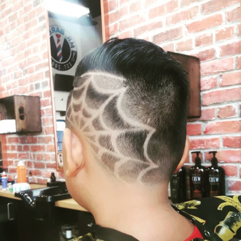Mr. Barber | 19922 Lessard Rd NW, Edmonton, AB T6M 0T9, Canada | Phone: (780) 486-1233