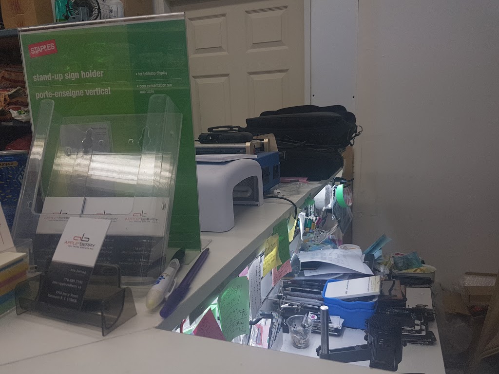 iPhone Samsung Screen Repair Vancouver | 3530 SE Marine Dr, Vancouver, BC V5S 4R3, Canada | Phone: (778) 889-7195