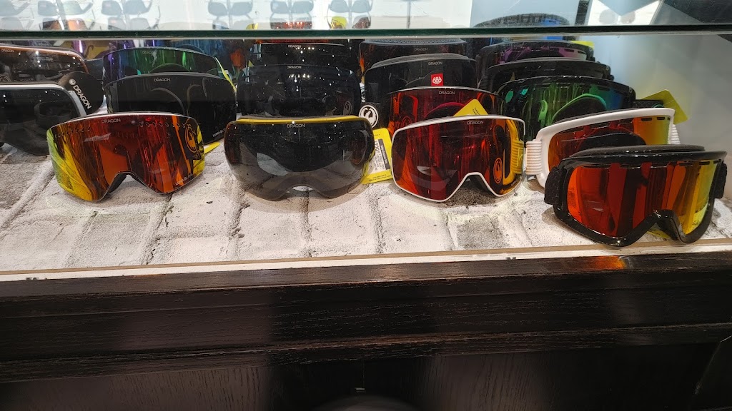 Sullys Skate & Snow | 261055 CrossIron BLVD Suite 643, AB T4A 0G3, Canada | Phone: (403) 295-2673