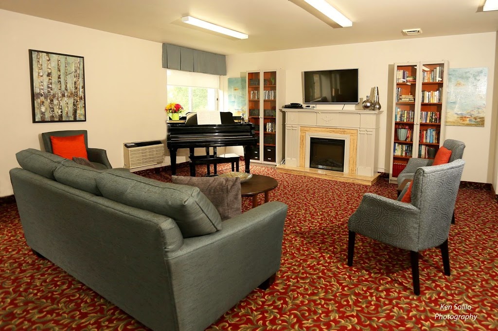 The Tower of Port Hope Retirement Residence | 164 Peter St, Port Hope, ON L1A 1C6, Canada | Phone: (905) 885-7261