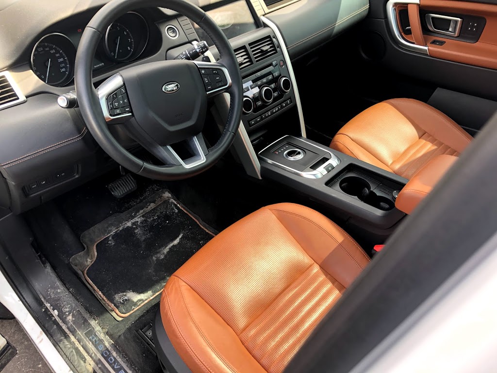 Crown Detailing Ottawa | 155 Tapestry Dr, Nepean, ON K2J 0H4, Canada | Phone: (613) 276-5366