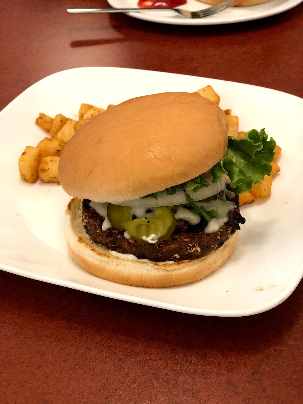 Esso Family Restaurant | AB-63, Grassland, AB T0A 1V0, Canada | Phone: (780) 525-2900