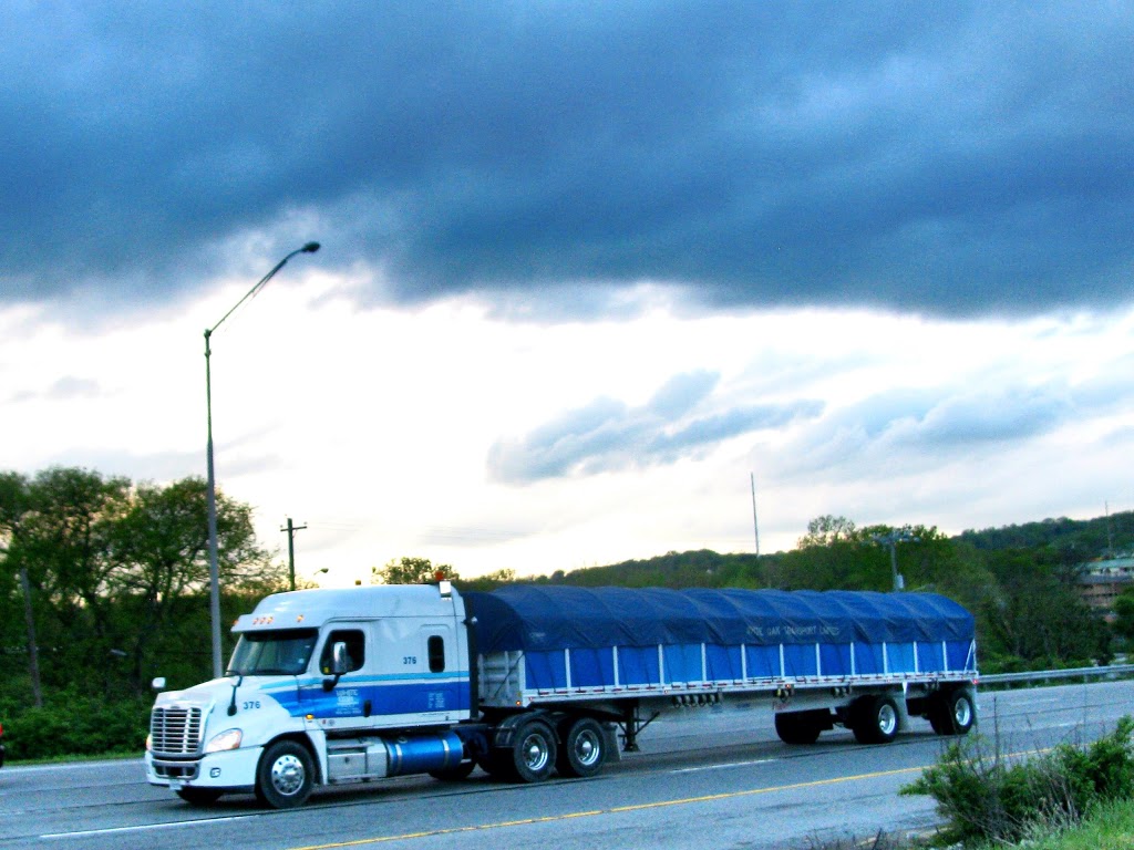 White Oak Transport Ltd | 365 Lewis Rd, Stoney Creek, ON L8E 5N4, Canada | Phone: (905) 643-9500