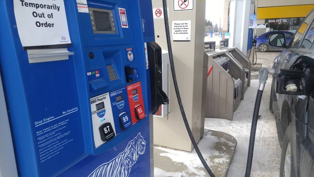 Esso | 906 111 St NW, Edmonton, AB T6J 6T6, Canada | Phone: (780) 508-0151