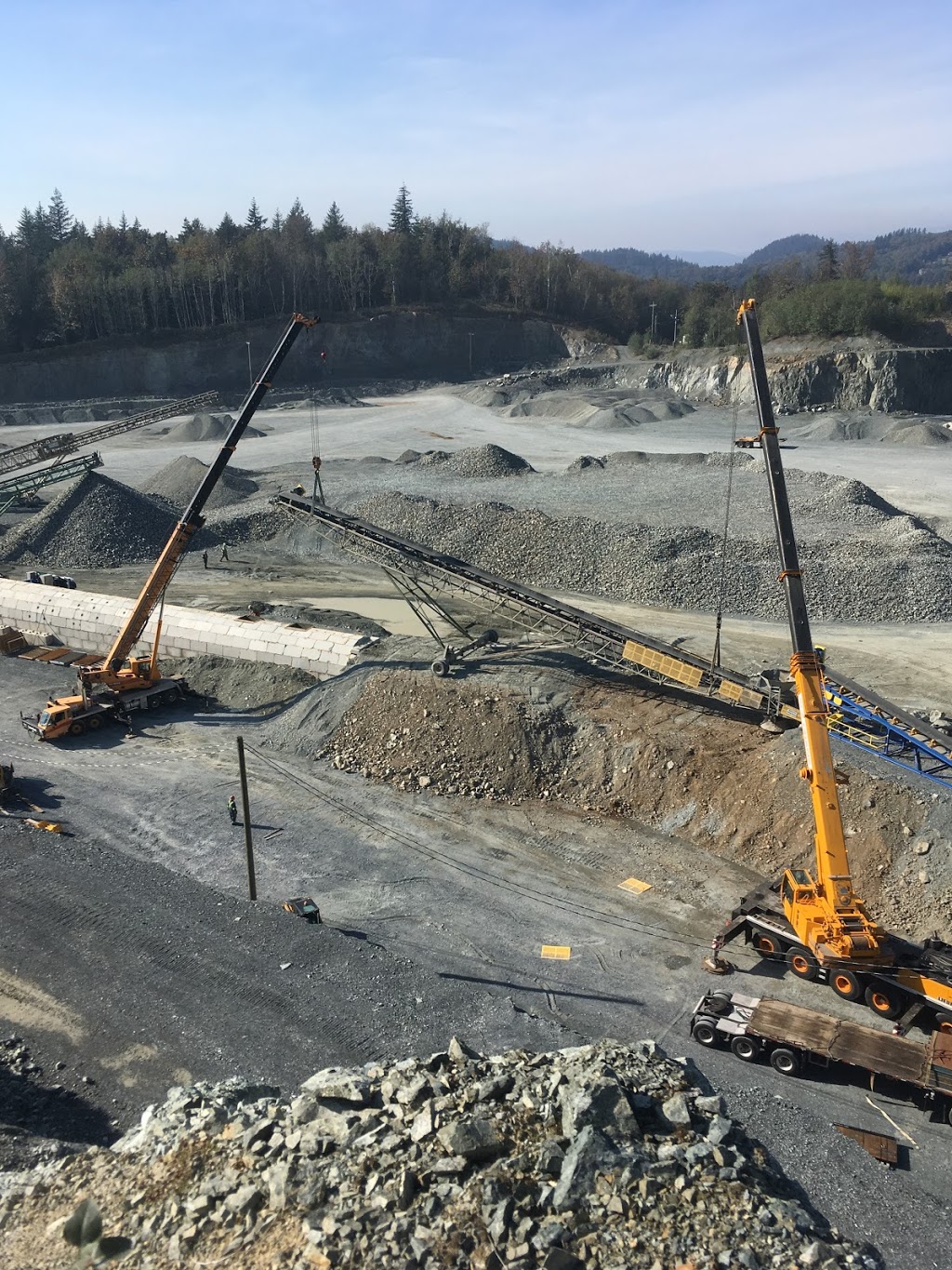 ACL Crane Service LTD | 933 Coutts Way, Abbotsford, BC V2S 7M2, Canada | Phone: (604) 853-8115