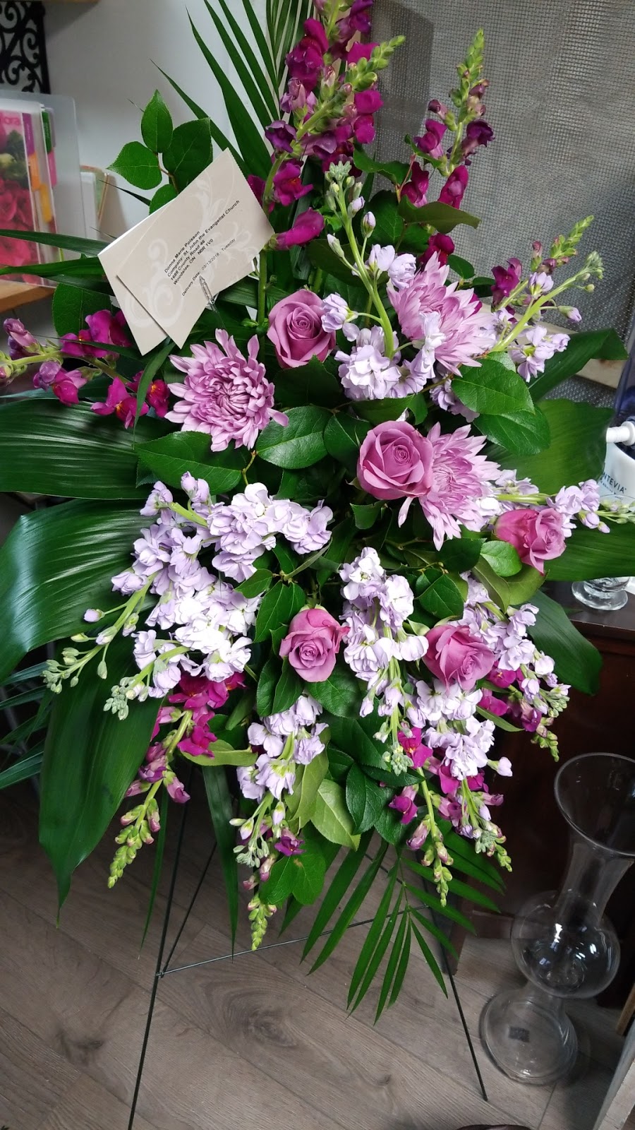 Country Flower and Gift Shoppe | 7751 S Talbot Rd, Maidstone, ON N0R 1K0, Canada | Phone: (519) 737-6843