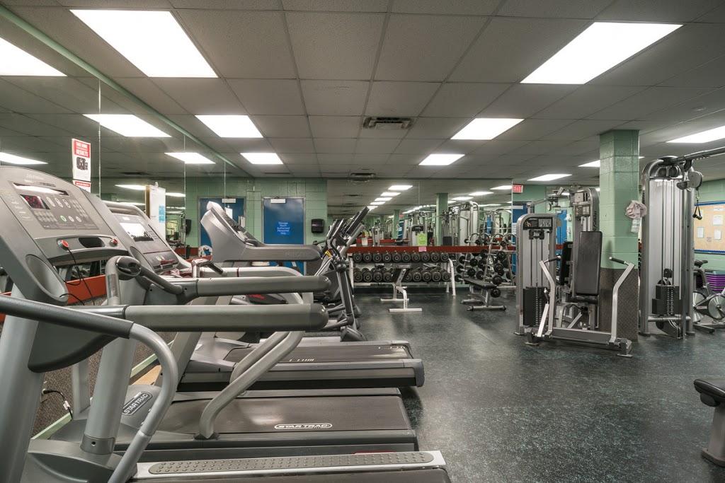 Renfrew Aquatic & Recreation Centre | 810 13 Ave NE, Calgary, AB T2E 8A1, Canada | Phone: (403) 268-2489