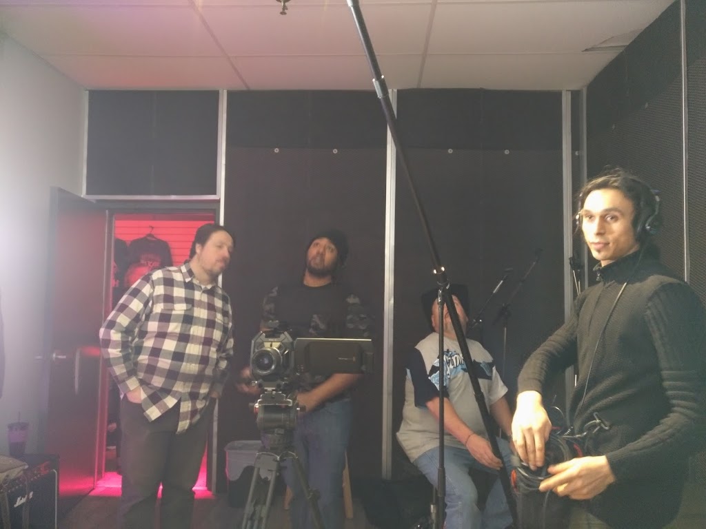 Studio Jam Avenue Inc | 1890 Rue Beaulac, Saint-Laurent, QC H4R 2E7, Canada | Phone: (514) 337-2526