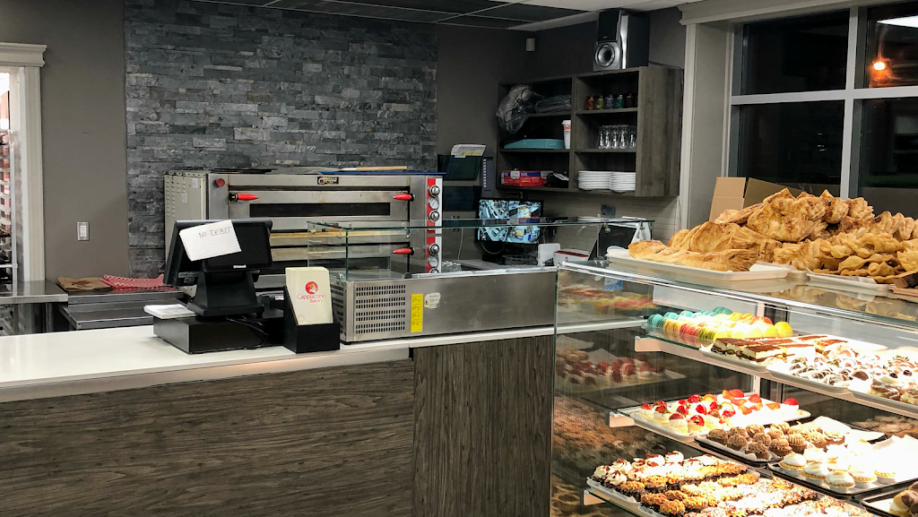 Cappuccino Bakery Bolton | 28 Queen St N, Bolton, ON L7E 1B9, Canada | Phone: (905) 951-6779