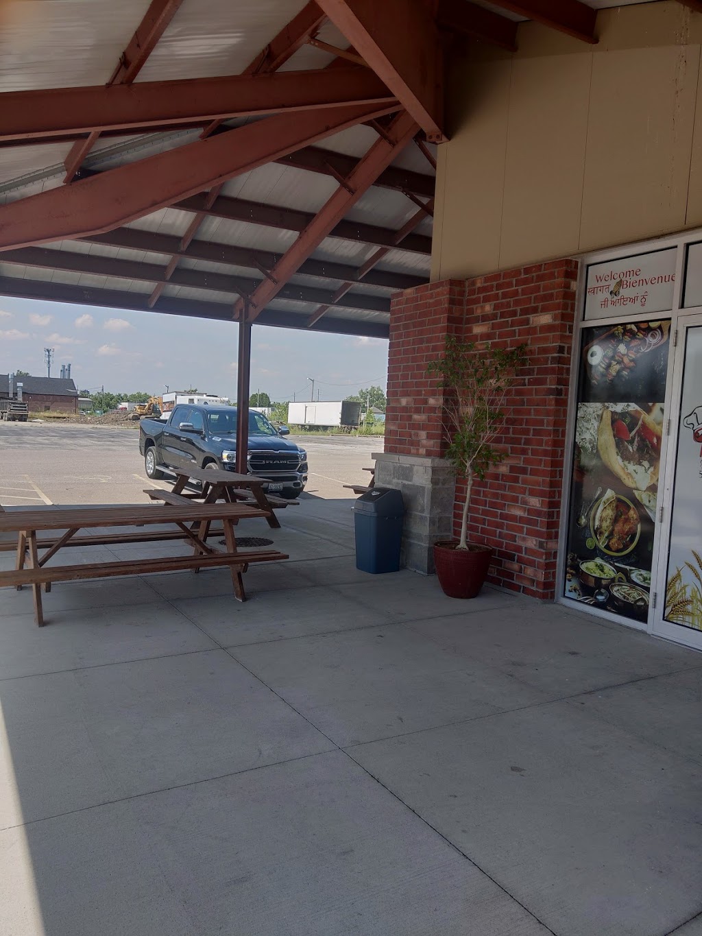 Punjab Food Xpress | 1030 Walker Rd, Windsor, ON N8Y 2N5, Canada | Phone: (519) 965-2260