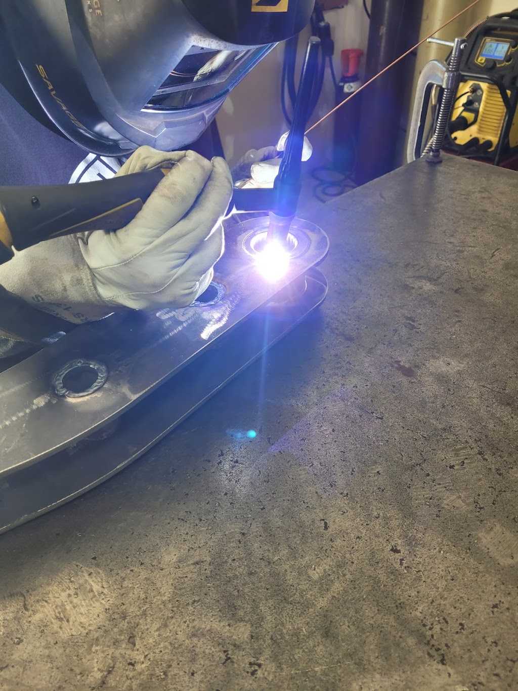 Metal Edge Pipeworks | 2847 Hwy 6, Lions Head, ON N0H 1W0, Canada | Phone: (519) 387-5000