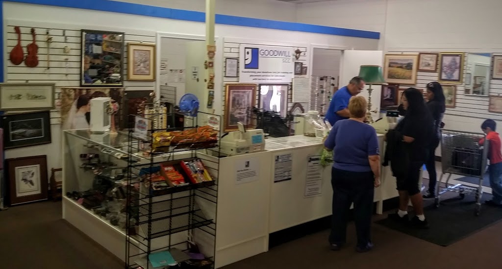 Port Huron Goodwill SCC Store | 1013 26th St, Port Huron, MI 48060, USA | Phone: (810) 987-9333 ext. 111
