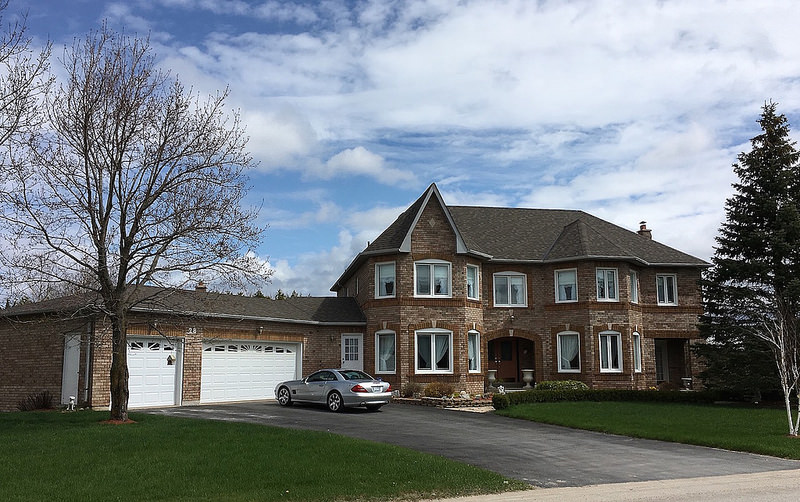 Mollys Retreat Bed and Breakfast | 28 Riverside Dr, Mono, ON L9W 6L4, Canada | Phone: (519) 942-0256