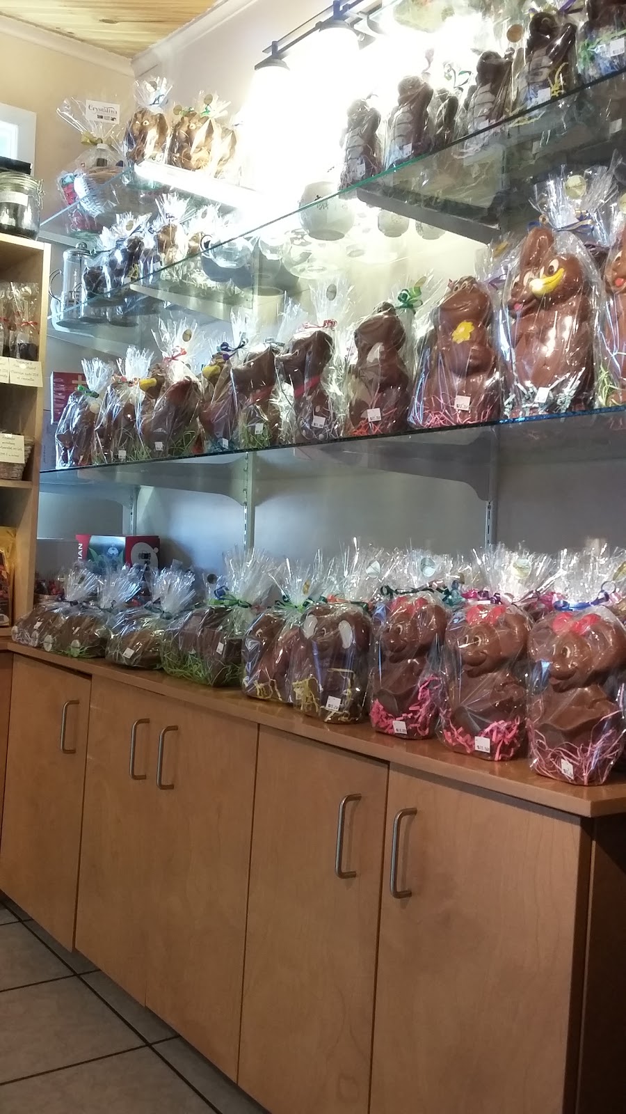 Crystalina | 395 Rue Gamache, Victoriaville, QC G6P 3T3, Canada | Phone: (819) 604-1221