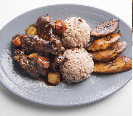 Made With Luv Meals | 3057 Tokala Trl, London, ON N6G 0G4, Canada | Phone: (416) 277-1822