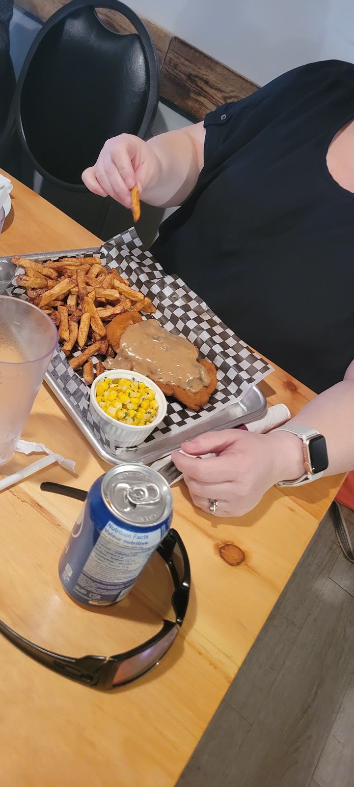 Sky-Hy Restaurant | 279 MB-12, Steinbach, MB R5G 1T8, Canada | Phone: (204) 326-2908