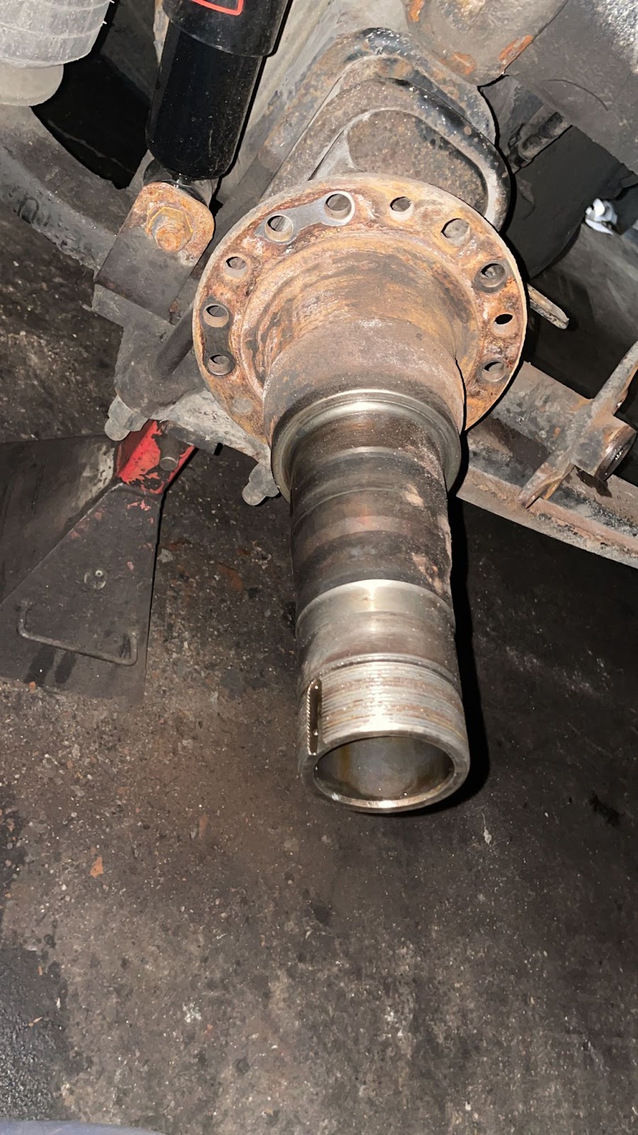 MASTER Truck & Trailer Repair | 498 Cuthbert Cir, London, ON N6M 1K7, Canada | Phone: (519) 781-3032