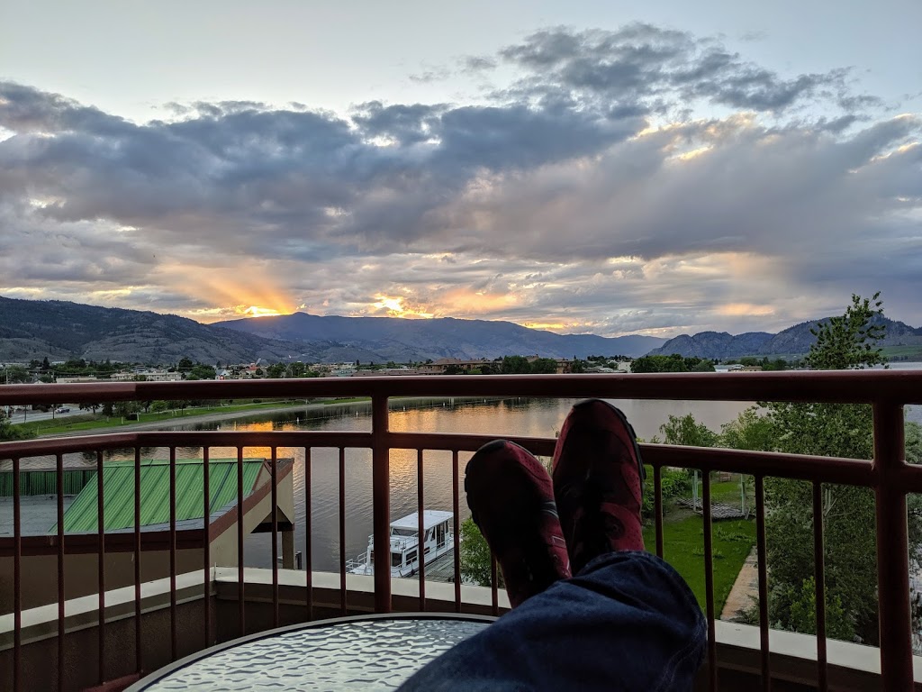 Sol Grill Room & Lounge | 7906 Main St, Osoyoos, BC V0H 1V3, Canada | Phone: (250) 495-6884