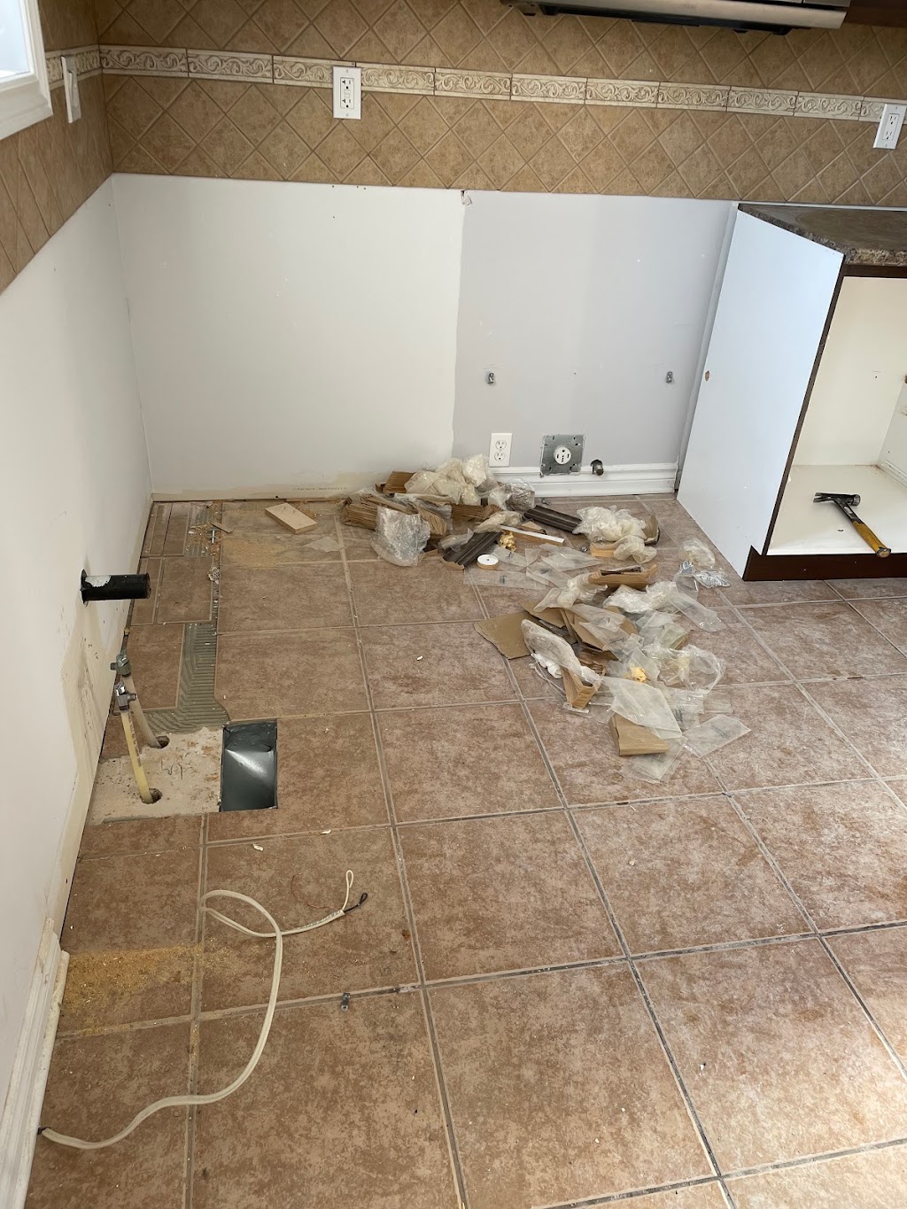 Construction Beauchamp Ouellet | 5 Rue des Talents, Blainville, QC J7C 5B6, Canada | Phone: (450) 437-7775