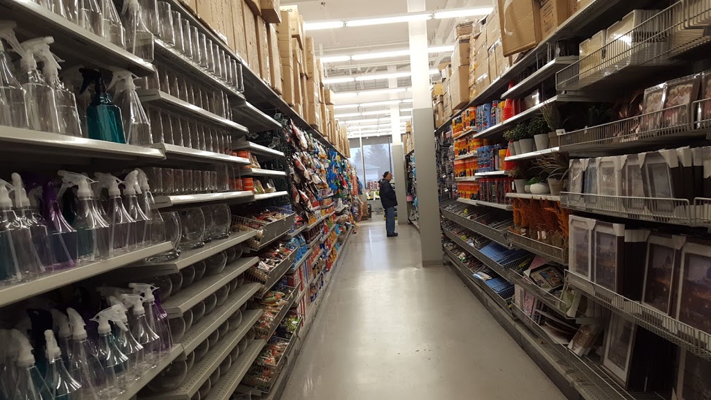 Dollarama | 1610 37 St SW, Calgary, AB T3C 3P1, Canada | Phone: (403) 246-6219