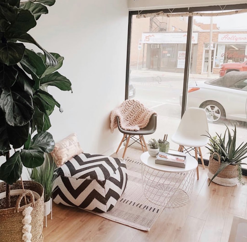 Pretty and Co. | 101 Hannover Dr, St. Catharines, ON L2W 1A3, Canada | Phone: (905) 324-6480